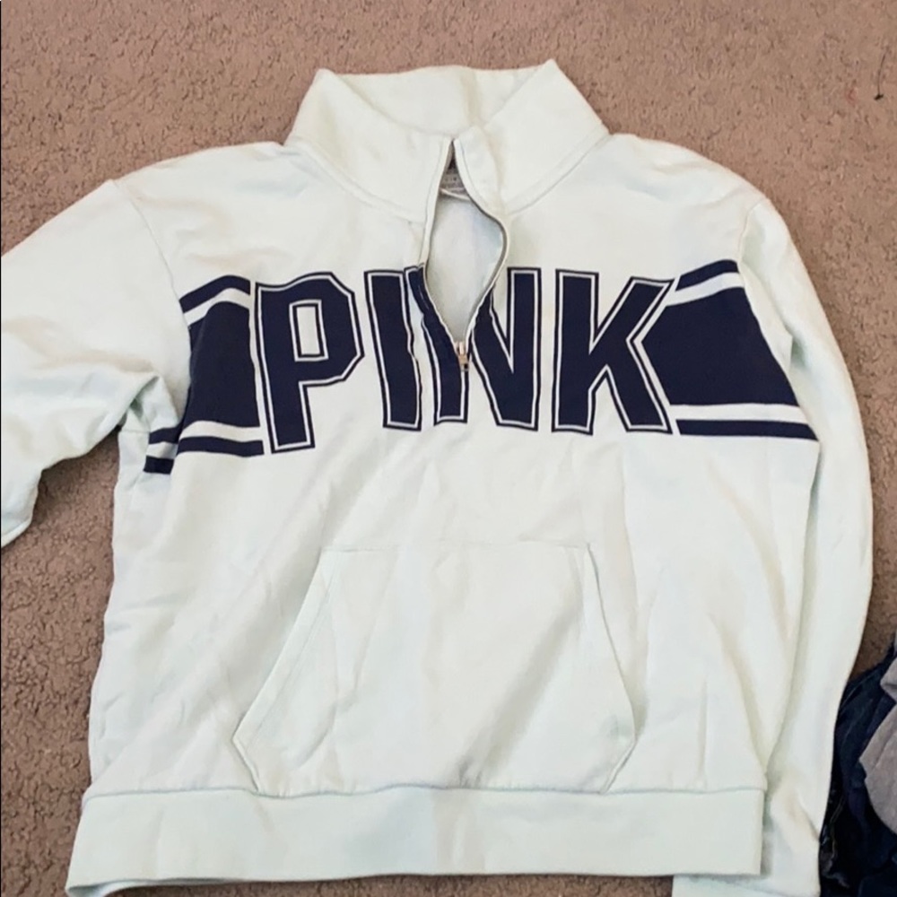 Pink 3/4 sweatshirt
